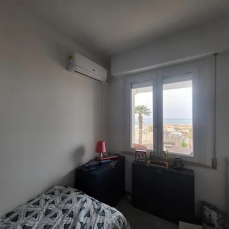 Апартаменты Sea Sunrise *
