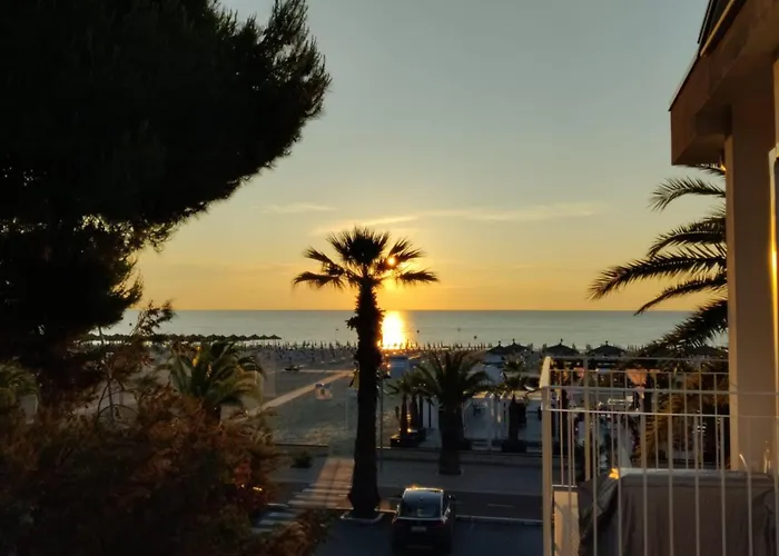 Sea Sunrise شقة *